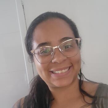 Babysitter in Belo Horizonte: Karolayne