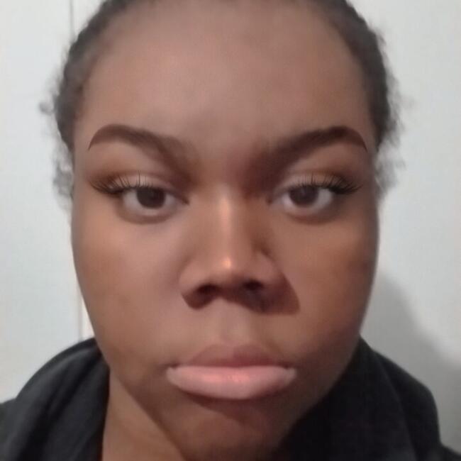 Nanny in Chelles: Amelia