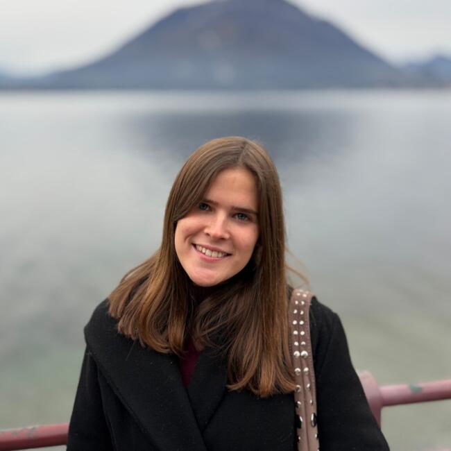 Babysitter em Cascais: Constança