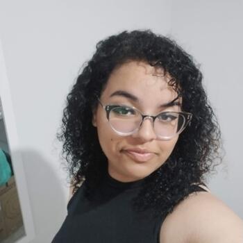 Babá em Pelotas: Amanda