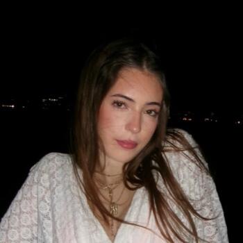 Babysitter in Coral Gables: Pamela