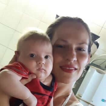 Babysitter in Campinas: Simone