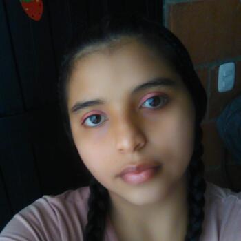 Babysitter in Palmira: Alexandra