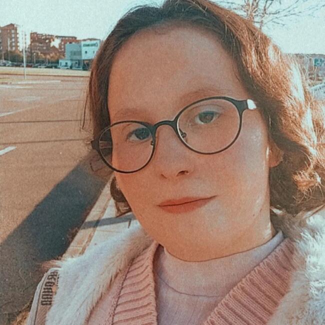 Babysitter in León: Lucy