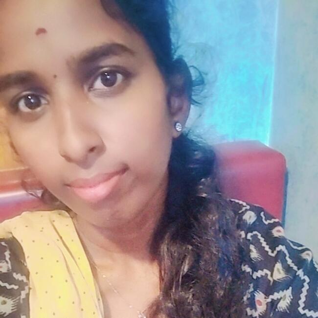 बंगलौर में आया: VITHYA