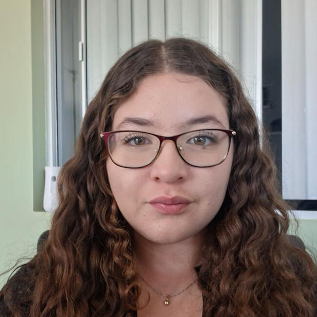 Babysitter in Tijuana: Isamar
