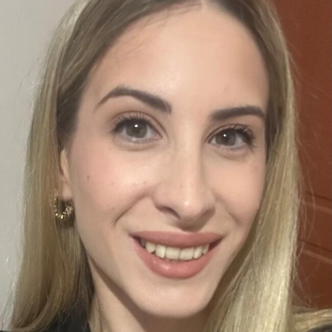 Babysitter in Chalcis: Κωνσταντίνα