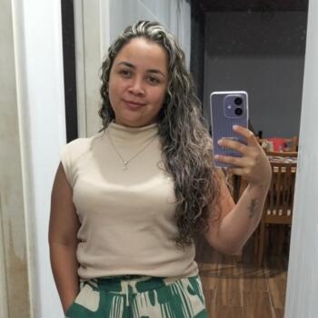 Babysitter in Pirassununga: Thaizy