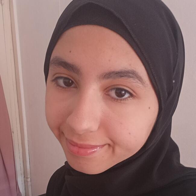 Babysitter in Marseille: Israa