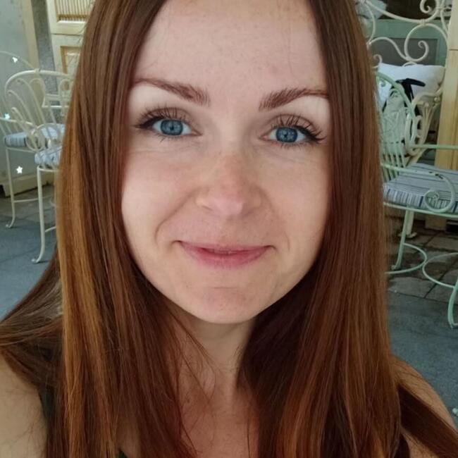 Poptávka hlídání dětí v Hradec Králové: Romana