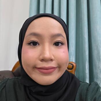 Pengasuh di Setapak: Nur Fathonah