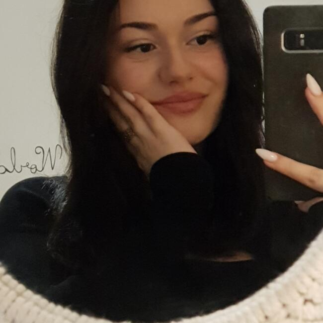 Babysitter in Coimbra: Maria