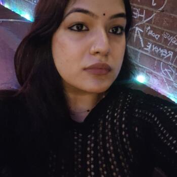 Babysitter in Brisbane: Shristi