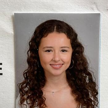 Babysitter in Clamart: Anaïs