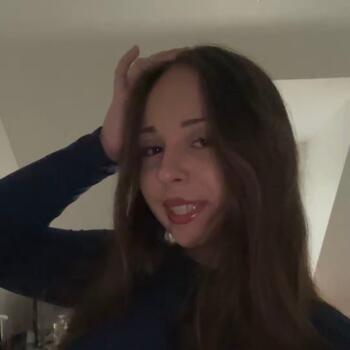 Babysitter Locoal-Mendon: Clémence