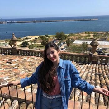 Babysitter a Monreale: Valeria