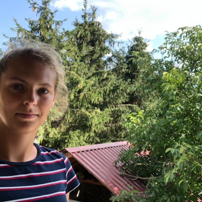 Bébiszitter Szeged területén: Elizabeth