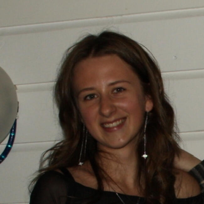 Babysitter in Gjøvik: Kamile