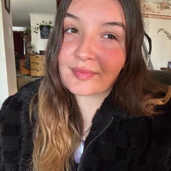 Babysitter in Kalamunda: Emily