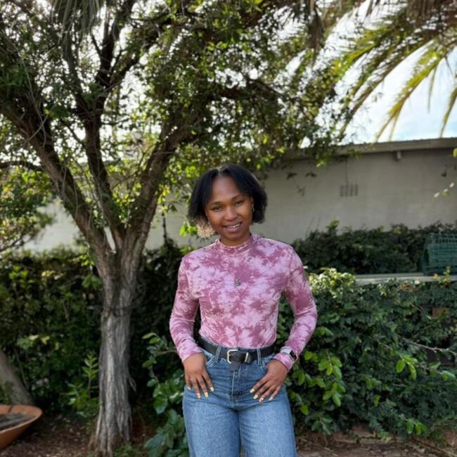 Babysitter in Randburg: Anna