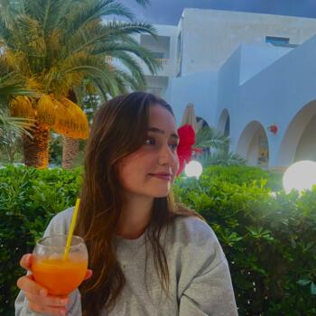 Babysitter in Arras: Agathe