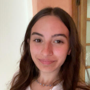 Babysitter in Talence: Eva