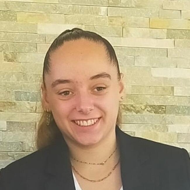 Babysitter in Rennes: Adele