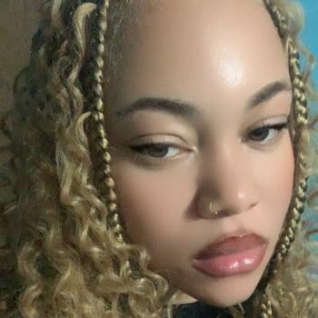 Babysitter Runaway Bay: Tajwawn Bryan