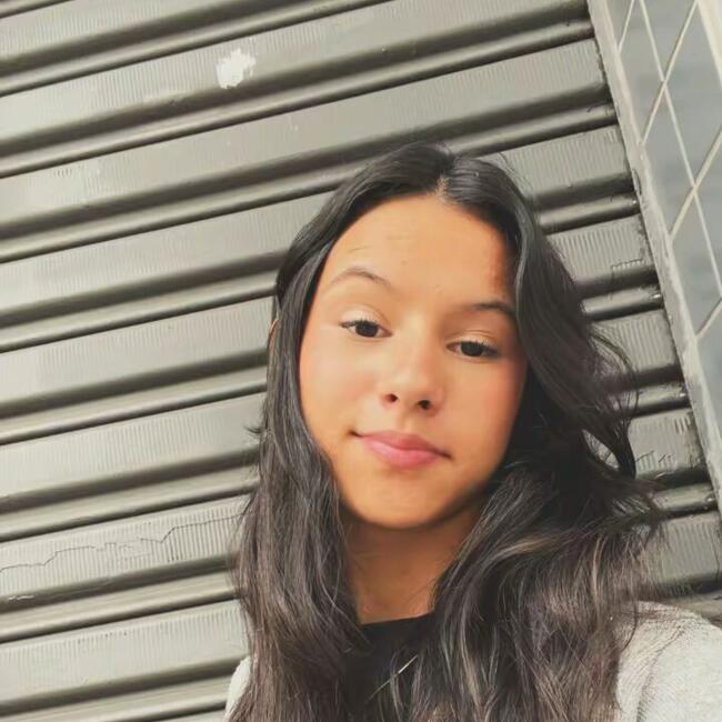 Babysitter in São Paulo: Lorrane