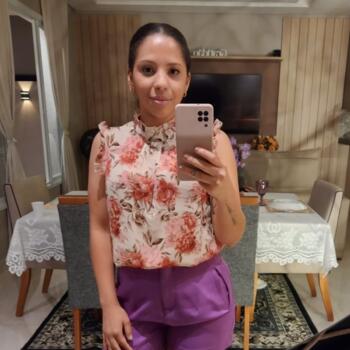 Babá em Indaiatuba: Aline