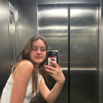 Babysitter in Namur: Anisa