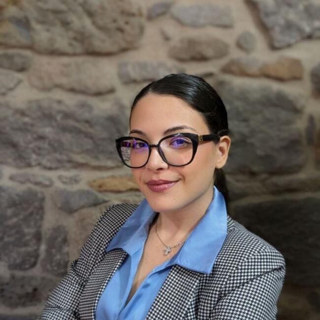 Babysitter a Scano di Montiferro: Rachele