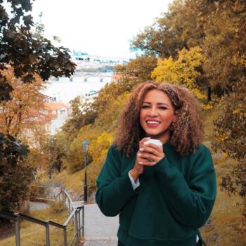 Babysitter in Sant Adrià de Besòs: Andrea