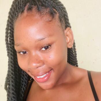 Babysitter in Soshanguve: SIBONGILE LUCIA