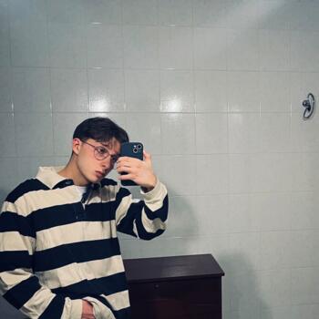 Babysitter in Cerveteri: Francesco