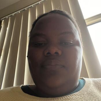 Babysitter in Pakenham East: Annah