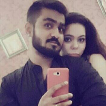 माता-पिता कोलकाता: Miranda Ahmed