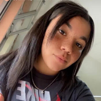 Babysitter em Almada: Larissa