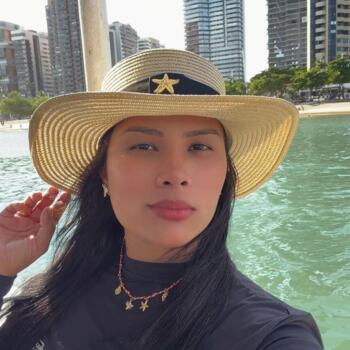 Família Manaus: Beatriz