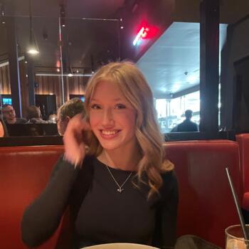 Baby-sitter Calgary: Jayleen