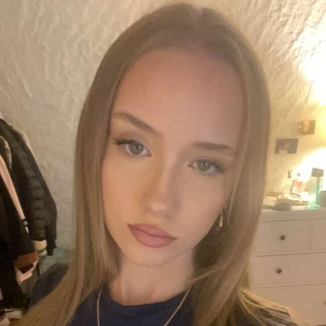 Babysitter in Morrens: Anaïs