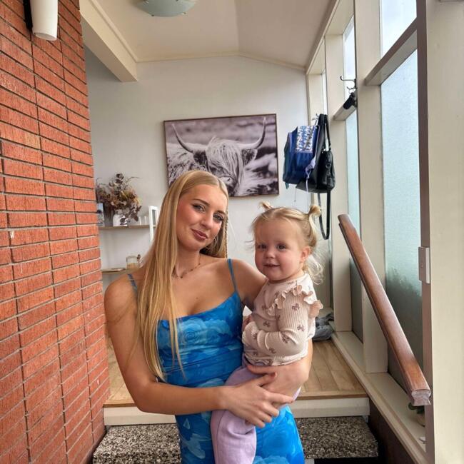 Babysitter in Cambridge: Hannah