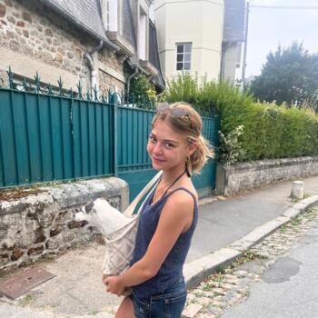 Babysitter in Paris: Diane