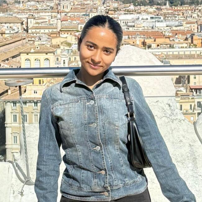 Babysitter in Rome: Jeslin