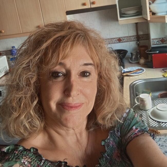 Babysitter in Madrid: Isabel