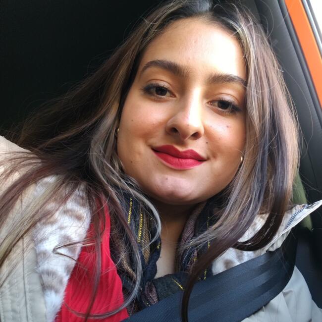 Babysitter in Montlhéry: Alejandra