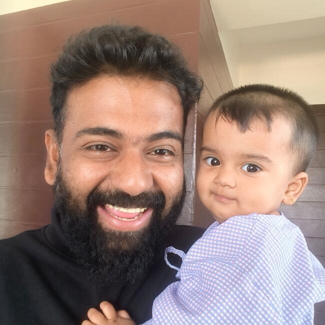 पुणे में बेबीसिटिंग की नौकरी: Rahul