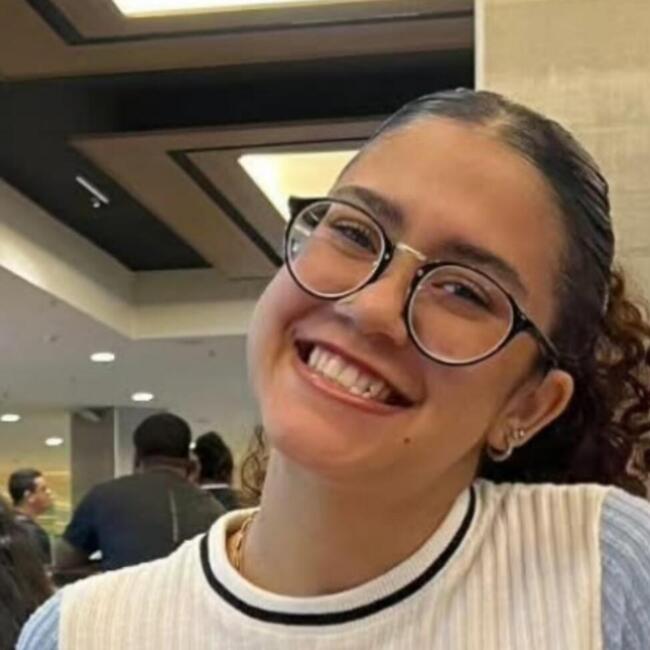 Babysitter in Niterói: Pilar