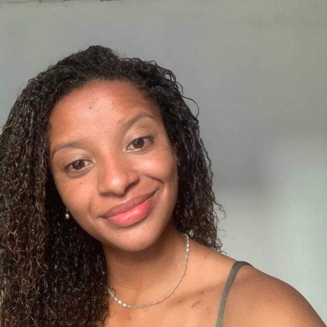 Babysitter in Vila Velha: Fabiana