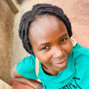 Babysitter Nairobi: Faith